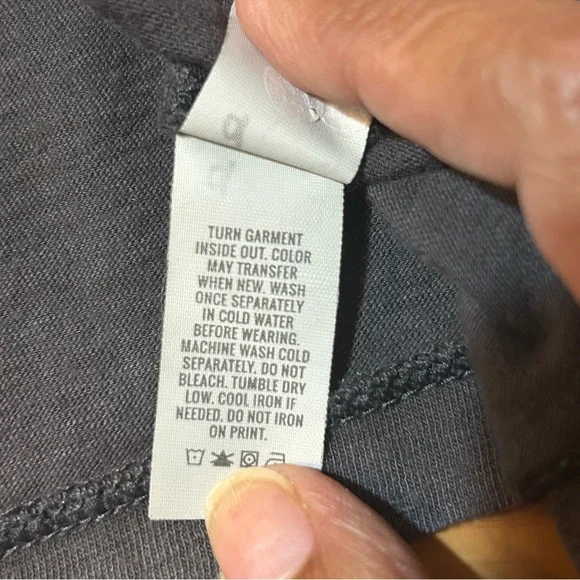 Aerie Charcoal Long Sleeve Top Graphics Tis The Season (To Be Together) Size Med - Picture 8 of 12